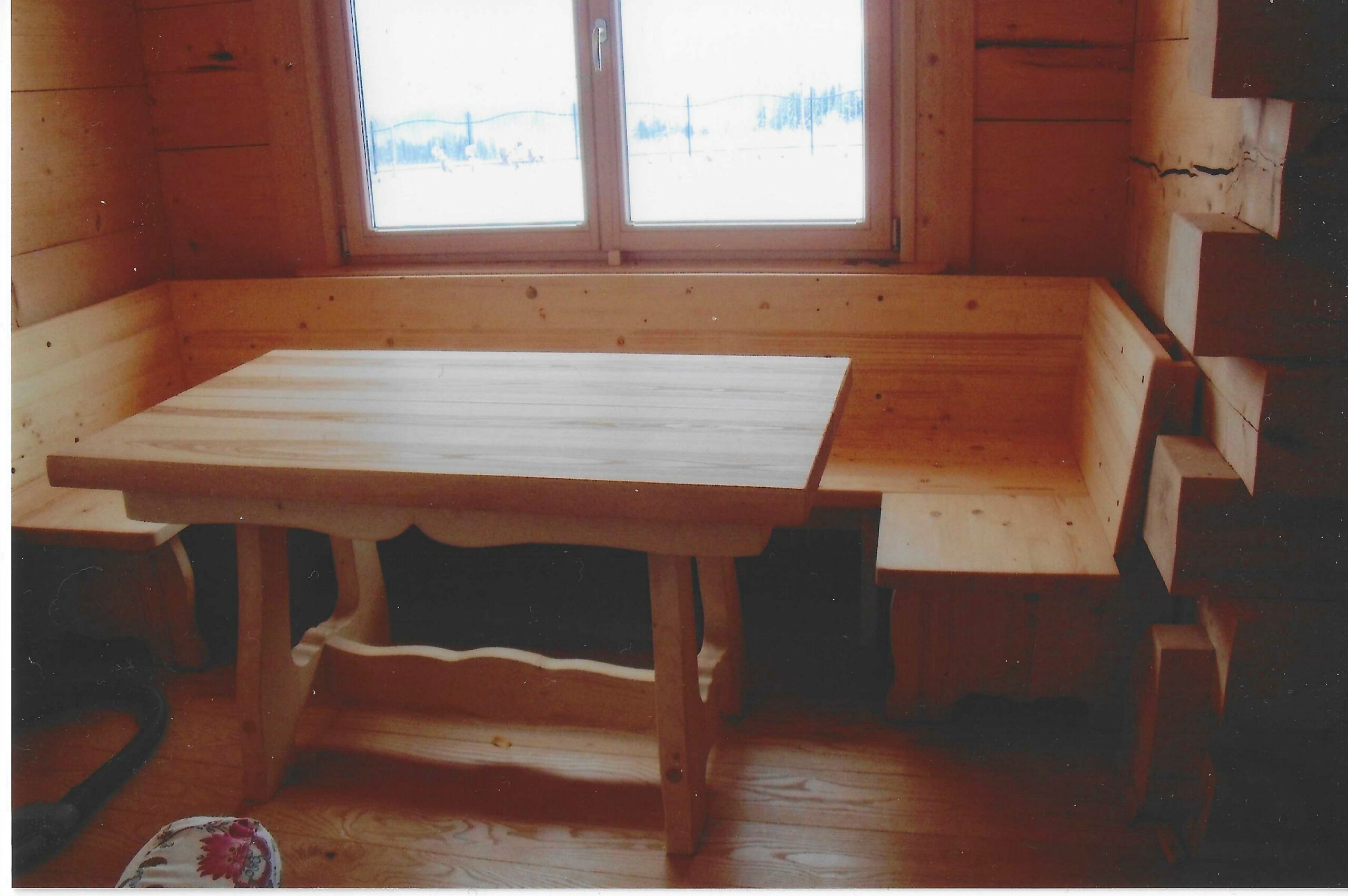 Drewniane wykońćzenie pomieszczenia